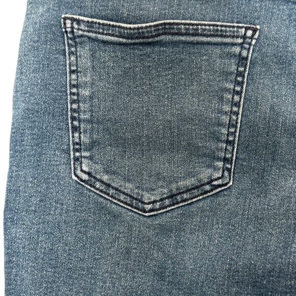 DKNY Bermuda Denim Shorts | Mid Rise Stretch Jean Shorts | Size 10 - Picture 6 of 9